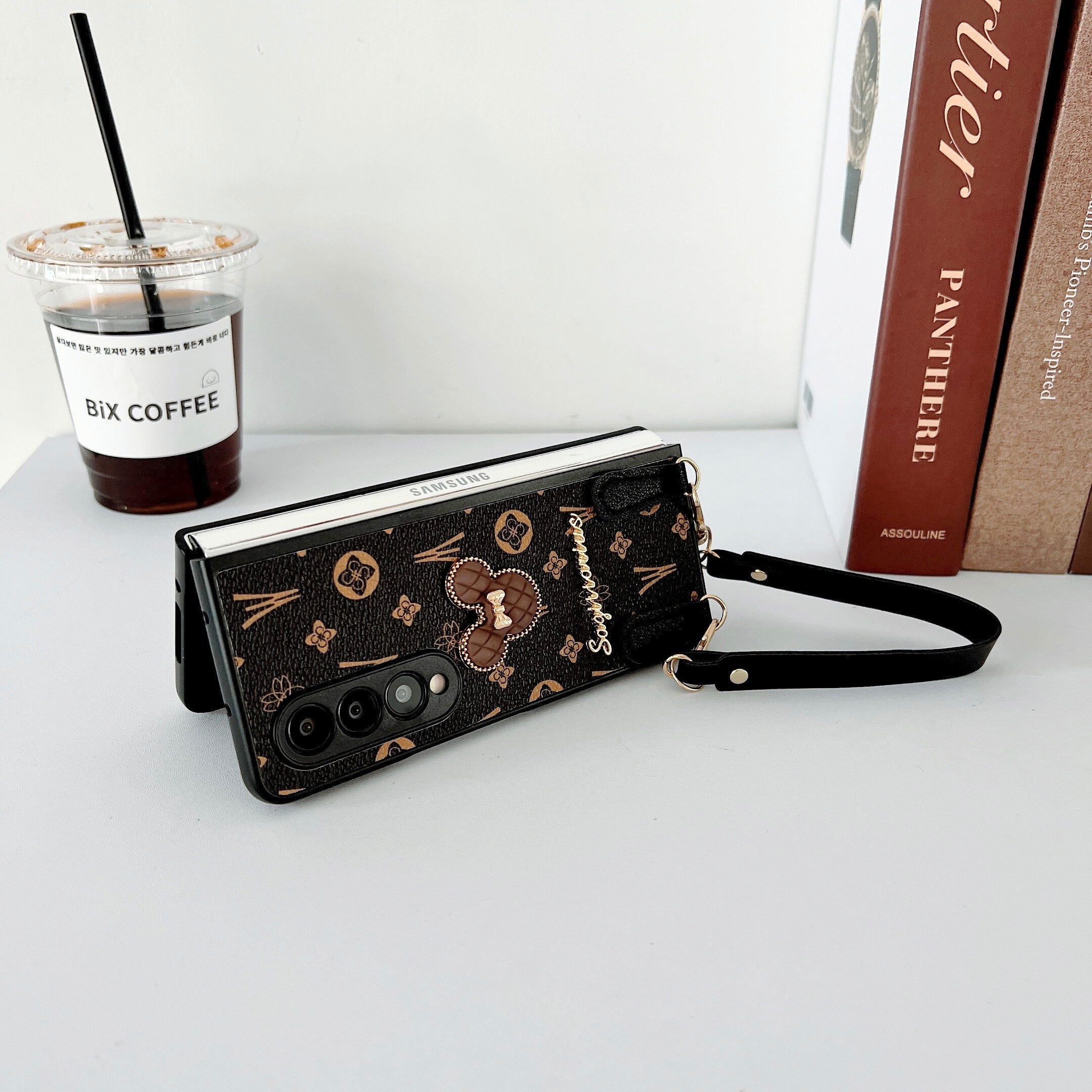 Pearl Bracelet Case For Samsung Galaxy Z Fold 4