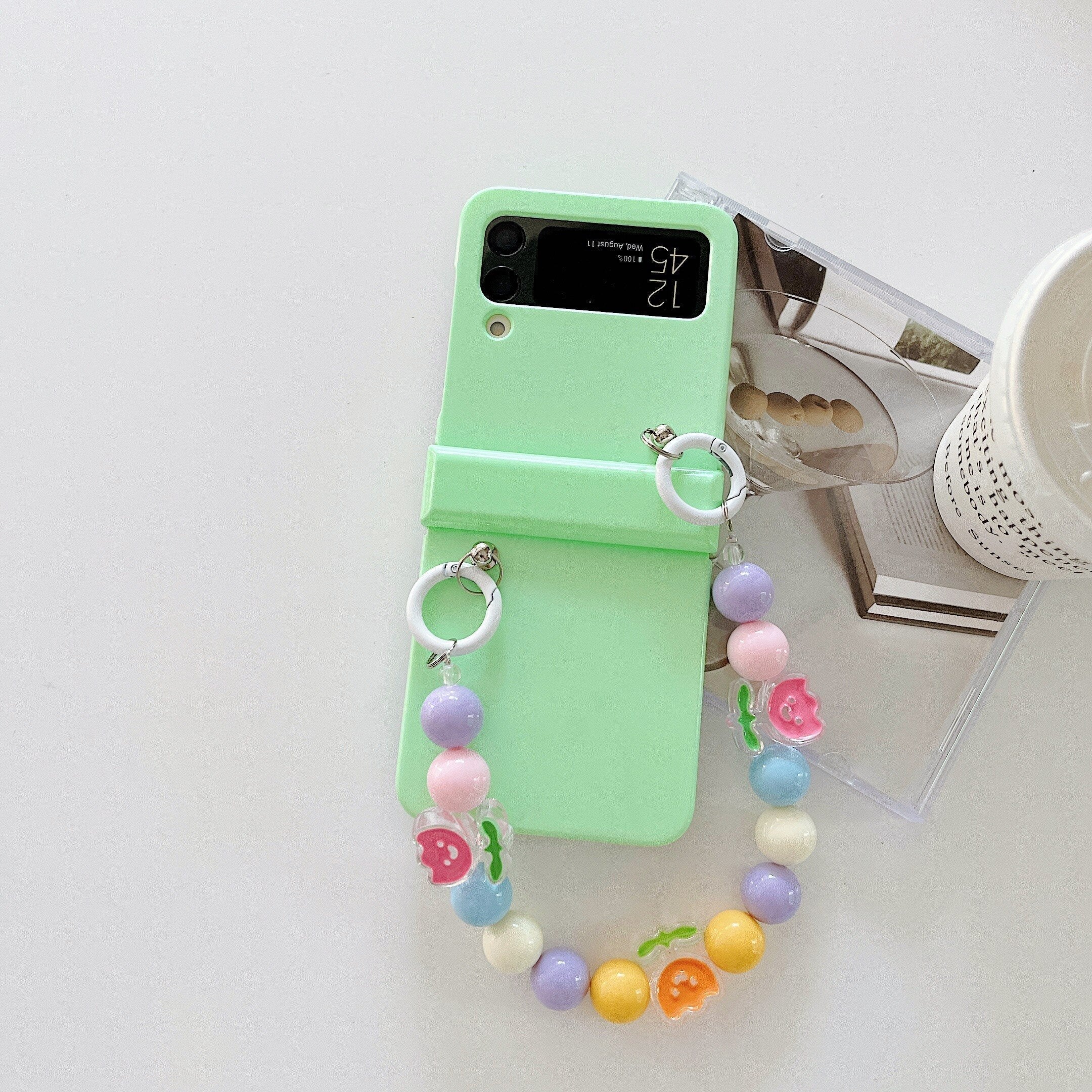 Cute Colorful Flowers Bracelet Phone Case For Samsung Galaxy Z Flip 4 - Galaxy Z Flip 4 Case