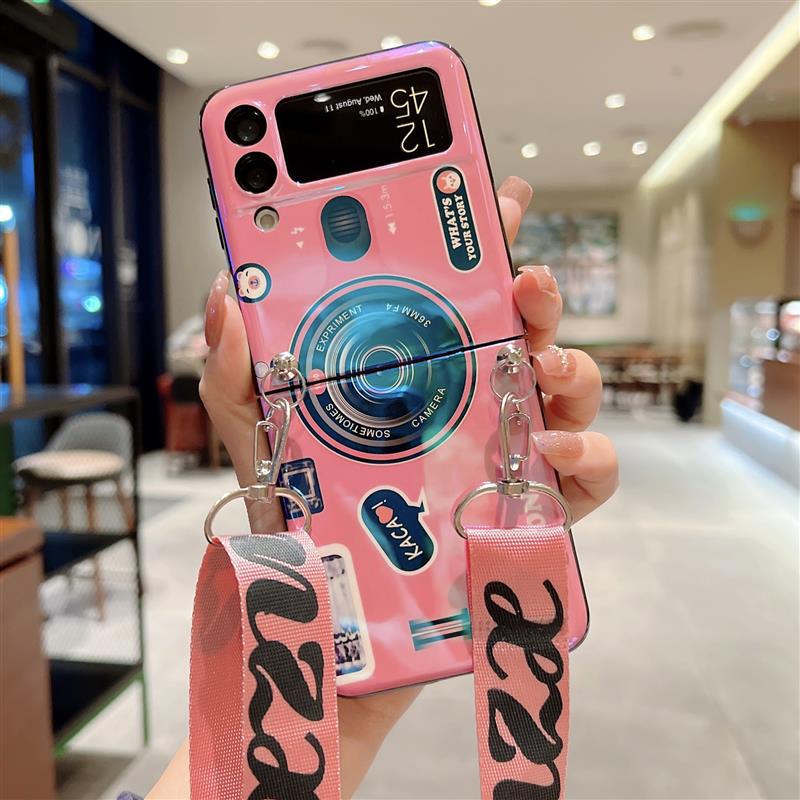 Retro Case With Chain For Samsung Galaxy Z Flip 4 5G - Galaxy Z Flip 4 Case